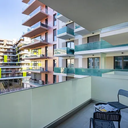 Апартаменты Grand Corvin With Balcony *